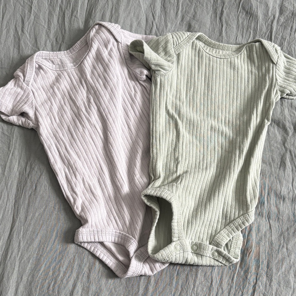 Carter's Ribbed Bodysuit Set - Light gray and Light Green